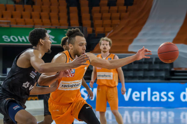 意外变线的 意外变线的